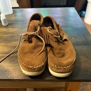 Minnetonka Brown Suede Fringe Moccasin Slip-On Shoes